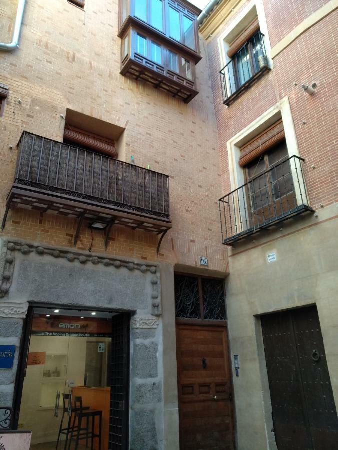 Appartamento El Patio Del Convento Toledo Esterno foto